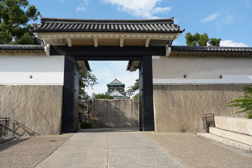 Osaka Castle's Sakuramon Gate