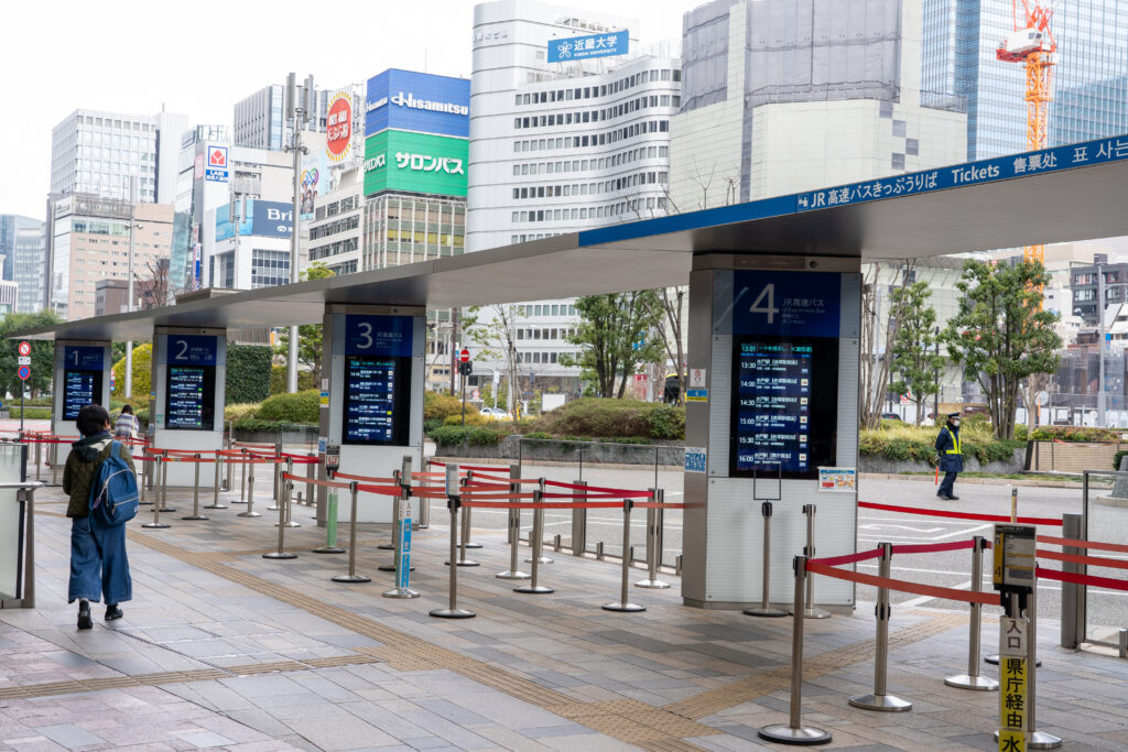 Tokyo Station expressway bus stop