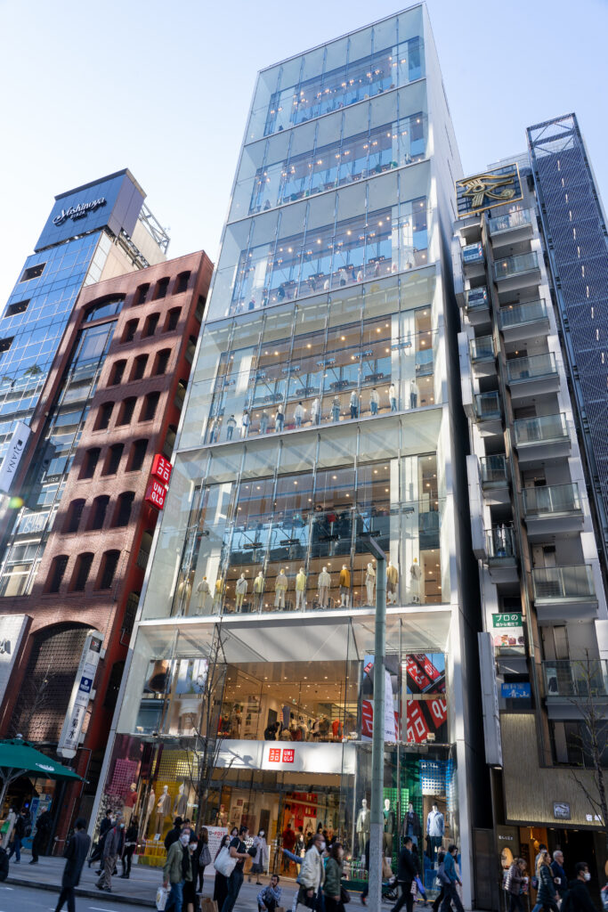Tokyo, Ginza, blue Hour. The flagship store for the luxury brand