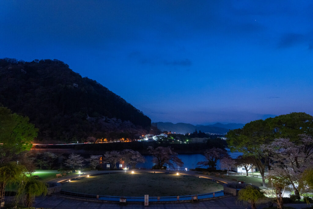 Night view of Tsukui Lake Shiroyama Park